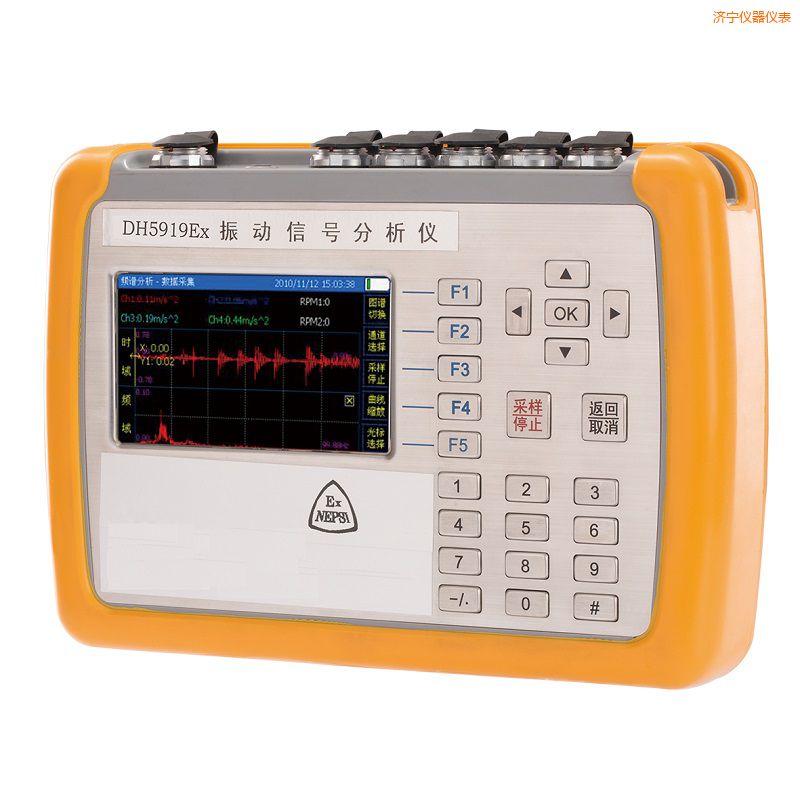 ��(j��)�������\���x